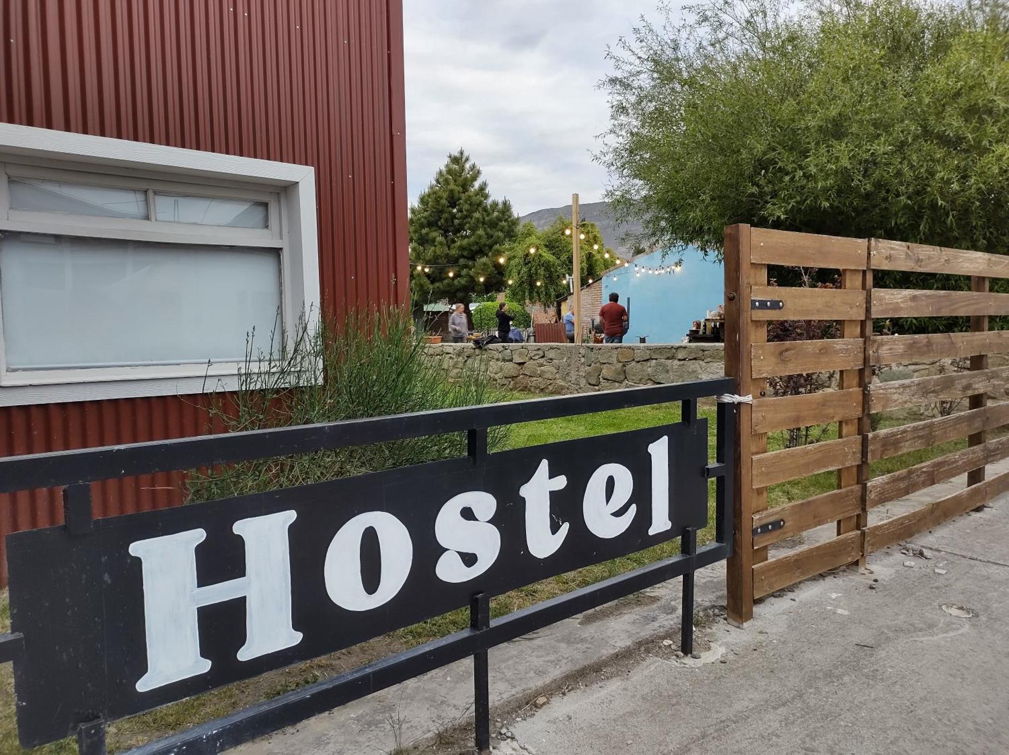 Hostel Yatel El Calafate Exterior foto